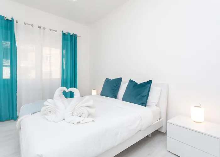 Sunny Apartment- Marco Celio Rufo - Metro A * Rom