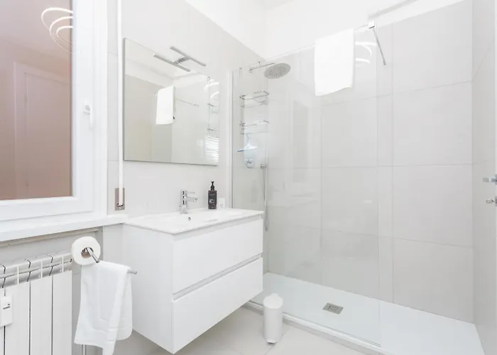 Apartment Sunny Apartment- Marco Celio Rufo - Metro A *