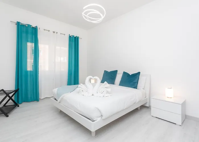 Sunny Apartment- Marco Celio Rufo - Metro A * Rom
