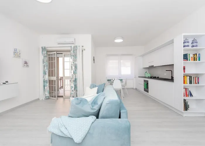 Apartment Sunny Apartment- Marco Celio Rufo - Metro A *