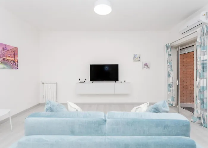 Sunny Apartment- Marco Celio Rufo - Metro A Apartment *
