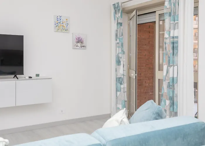 Apartment Sunny Apartment- Marco Celio Rufo - Metro A