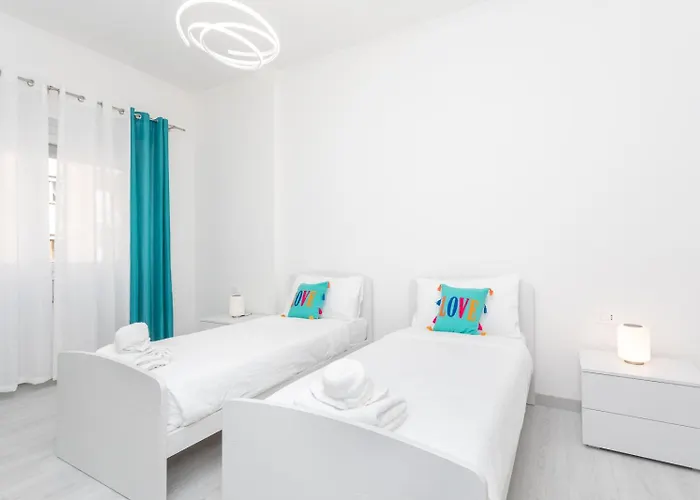 Sunny Apartment- Marco Celio Rufo - Metro A Rom