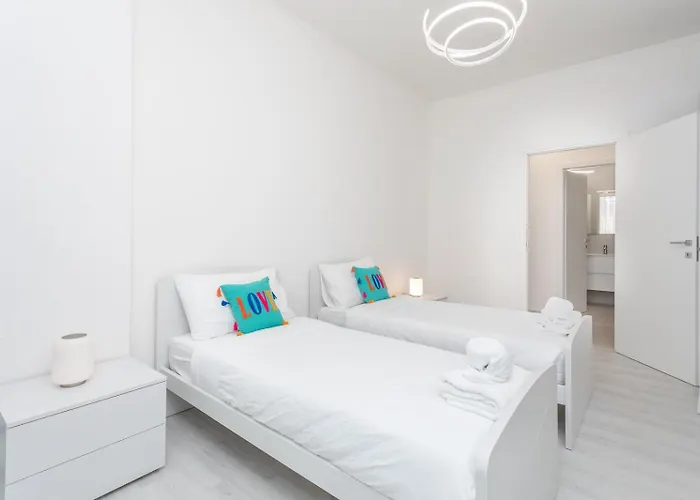 Apartment Sunny Apartment- Marco Celio Rufo - Metro A Rom