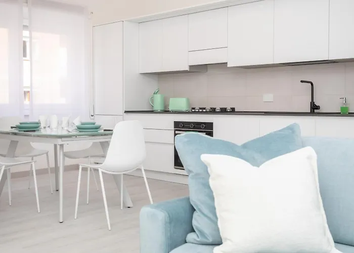 Apartment Sunny Apartment- Marco Celio Rufo - Metro A *